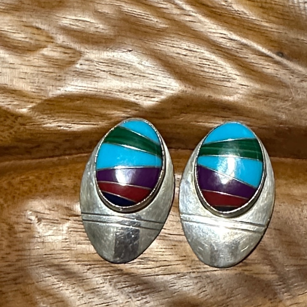 Native American Signed
NAKAI Sterling Navajo Silver earrings.